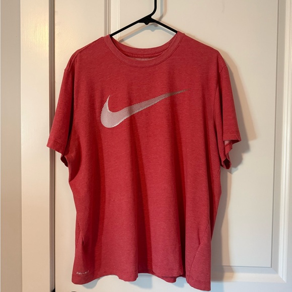 Nike Other - Nike Men's Red Short Sleeve Tee